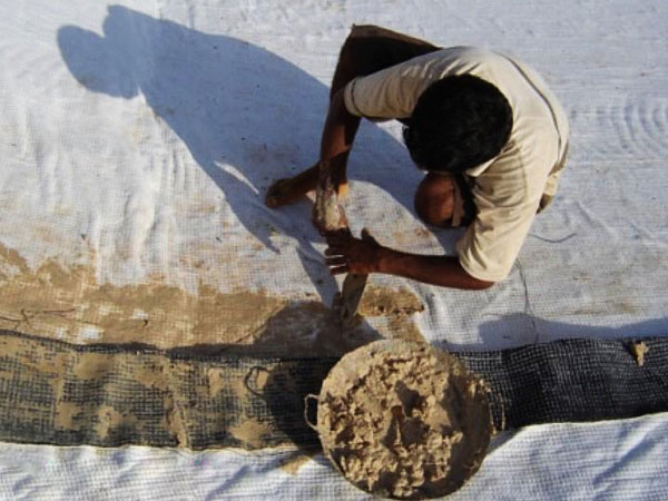 膨润土防水毯施工